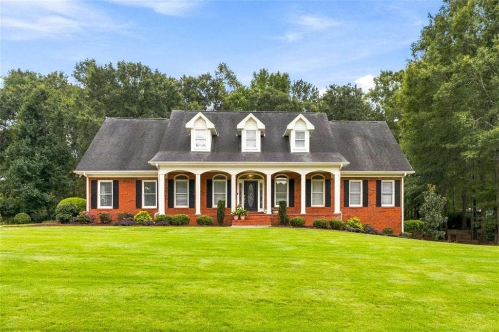 4 bedroom, 5 bathroom, 3,597 sq ft single family residence for sale at 708 Branchview Court, Mcdonough, GA 30252 — photo 4