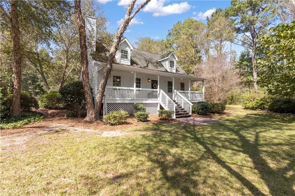 3 bedroom, 2 bathroom, 1,729 sq ft single family residence for sale at 11855 Jones Ferry Road, Chattahoochee Hills, GA 30268 — photo 3