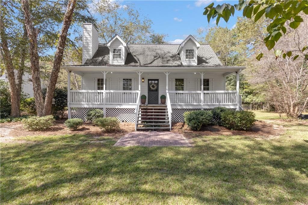 3 bedroom, 2 bathroom, 1,729 sq ft single family residence for sale at 11855 Jones Ferry Road, Chattahoochee Hills, GA 30268 — photo 4