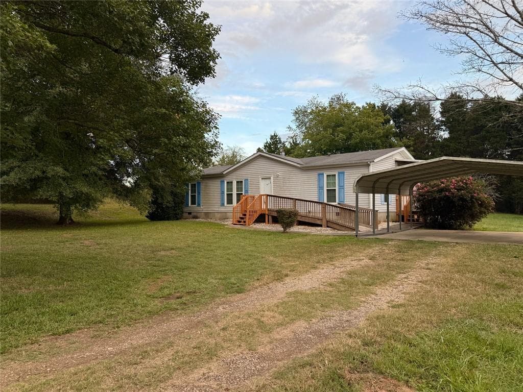 3 bedroom, 2 bathroom, 1,344 sq ft single family residence for sale at 3015 Tommy Dillard Road, Monroe, GA 30656 — photo 3