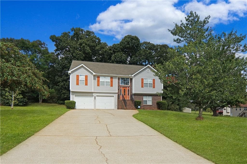 4 bedroom, 3 bathroom, 2,160 sq ft home for sale at 3806 Clayton Crossing Way, Ellenwood, GA