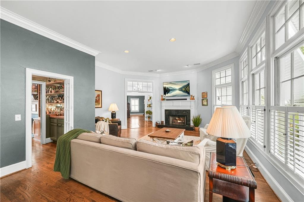 5 bedroom, 9 bathroom, 6,377 sq ft single family residence under contract at 1890 Kirkmont Drive, Marietta, GA 30064 — photo 6