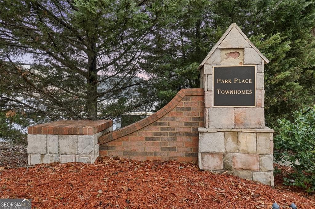 4 bedroom, 3 bathroom, 1,896 sq ft townhouse for sale at 4414 George David Way, Powder Springs, GA 30127 — photo 2