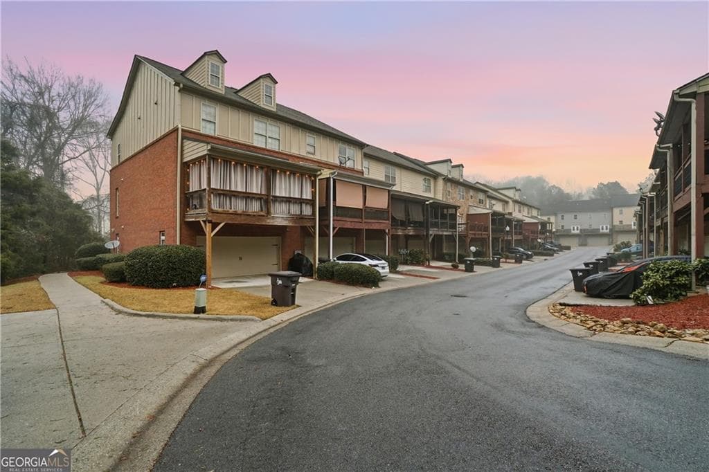 4 bedroom, 3 bathroom, 1,896 sq ft townhouse for sale at 4414 George David Way, Powder Springs, GA 30127 — photo 3