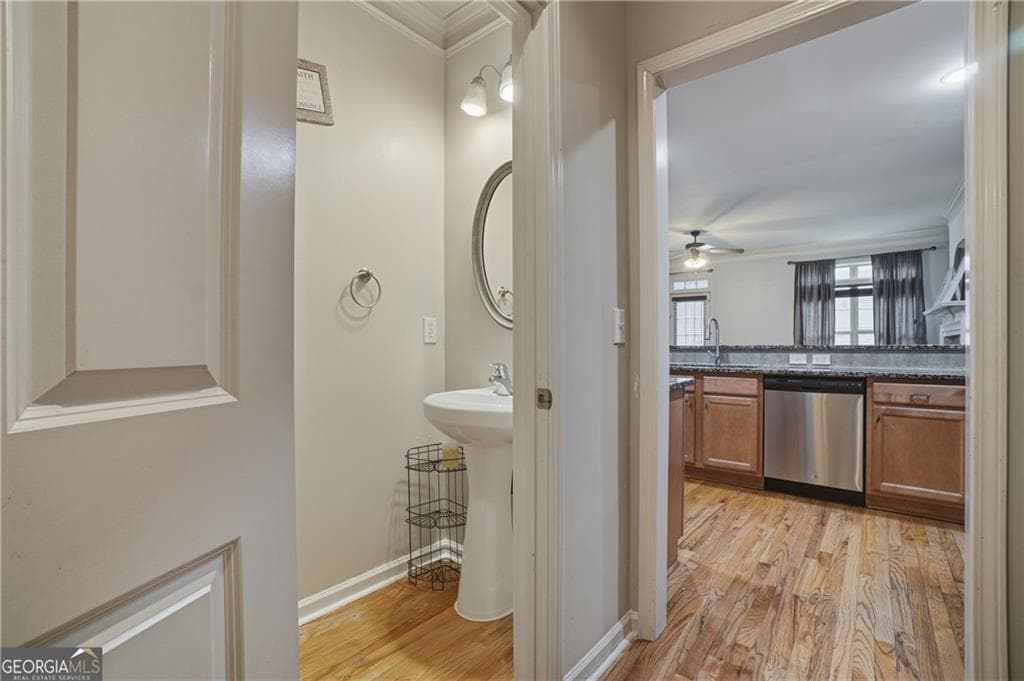 4 bedroom, 3 bathroom, 1,896 sq ft townhouse for sale at 4414 George David Way, Powder Springs, GA 30127 — photo 7
