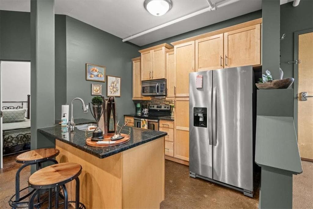 2 bedroom, 1 bathroom, 1,094 sq ft single family residence for sale at 205 Johnson Avenue, Carrollton, GA 30117 — photo 7