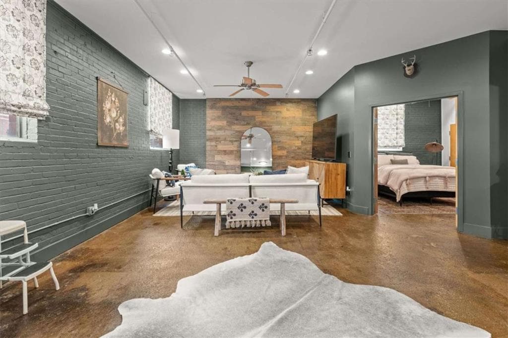 2 bedroom, 1 bathroom, 1,094 sq ft single family residence for sale at 205 Johnson Avenue, Carrollton, GA 30117 — photo 10