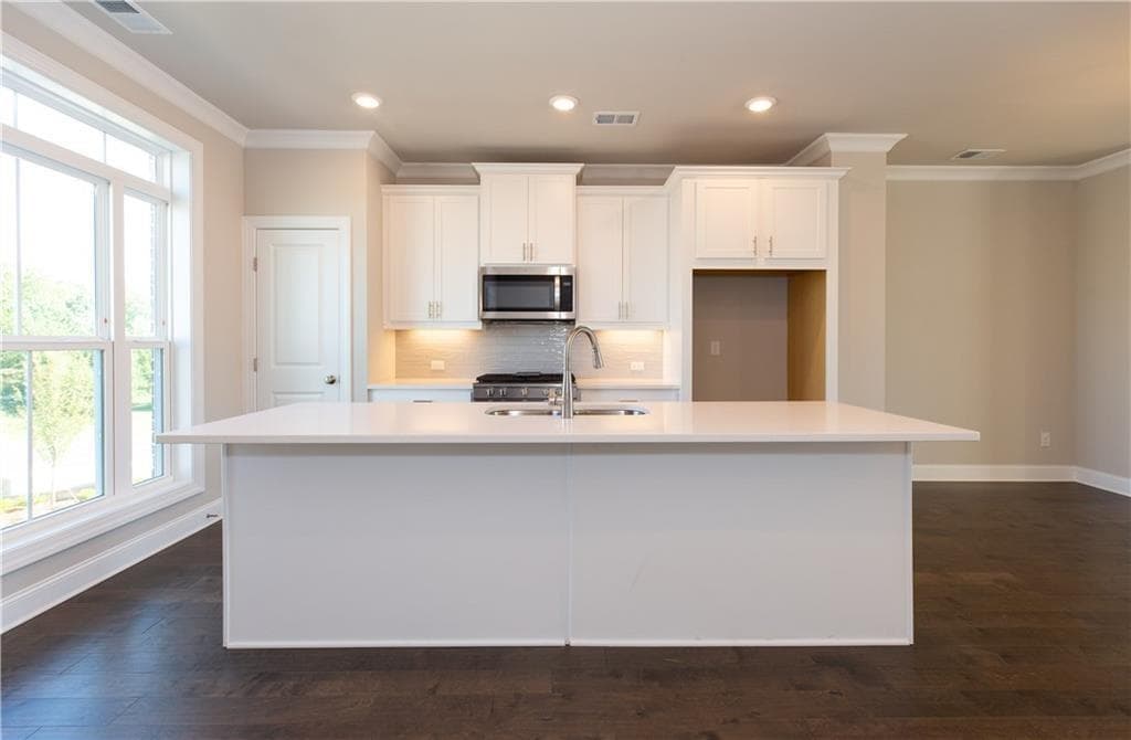 3 bedroom, 4 bathroom, 1,893 sq ft townhouse for rent at 4804 Larkin Pass 53, Buford, GA 30518 for $2,600 a month — photo 7