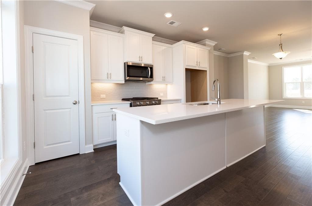 3 bedroom, 4 bathroom, 1,893 sq ft townhouse for rent at 4804 Larkin Pass 53, Buford, GA 30518 for $2,600 a month — photo 10