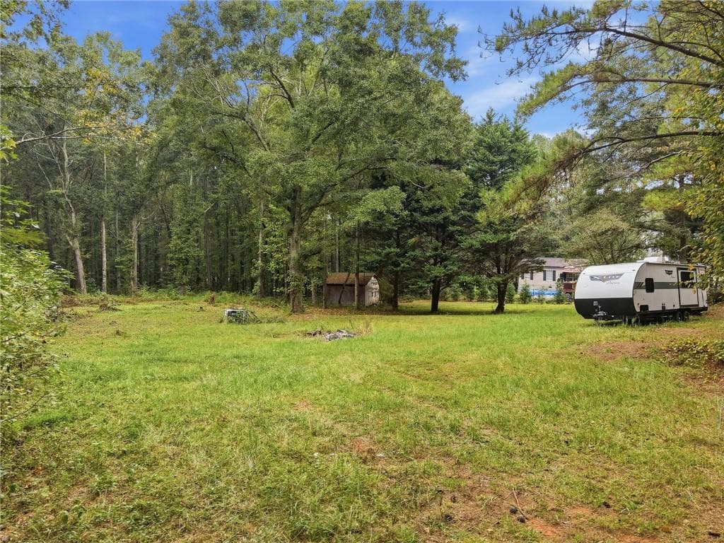 single family residence for sale at 776 Tanners Bridge Circle, Bethlehem, GA 30620 — photo 5