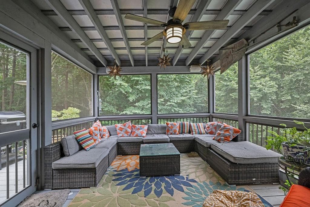 6 bedroom, 5 bathroom, 5,588 sq ft single family residence for sale at 4294 Balmoral Glen Drive, Norcross, GA 30092 — photo 5
