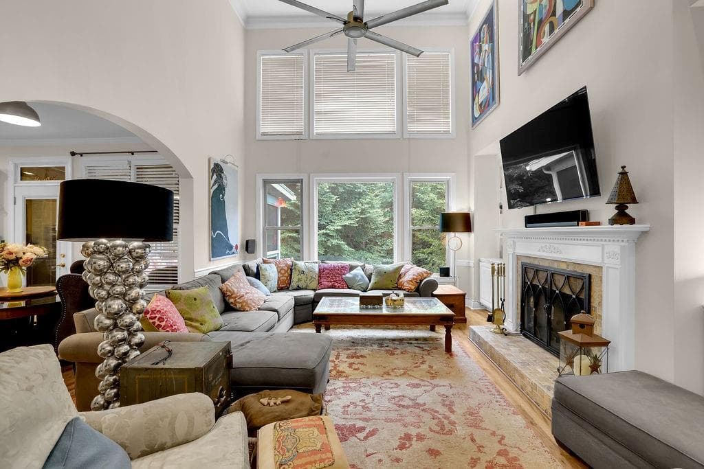 6 bedroom, 5 bathroom, 5,588 sq ft single family residence for sale at 4294 Balmoral Glen Drive, Norcross, GA 30092 — photo 9