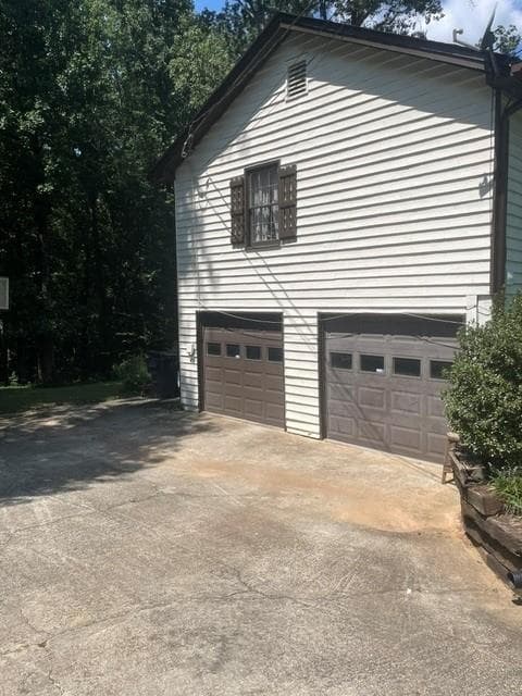 3 bedroom, 2 bathroom, 1,630 sq ft single family residence for sale at 2275 Post Oak Drive, Duluth, GA 30097 — photo 2