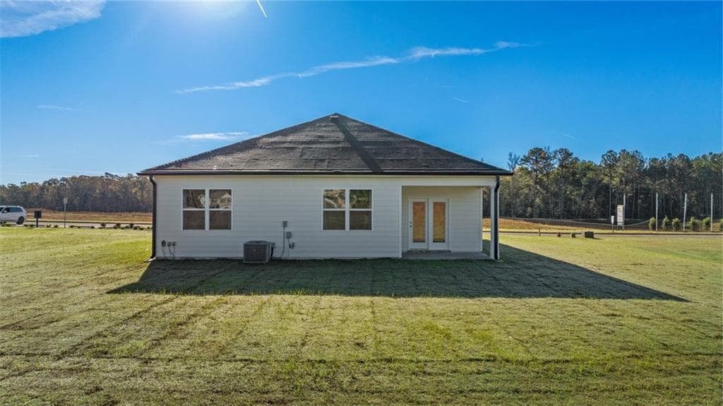 4 bedroom, 2 bathroom, 2,018 sq ft single family residence for sale at 512 Alder Lane Court, Griffin, GA 30223 — photo 2