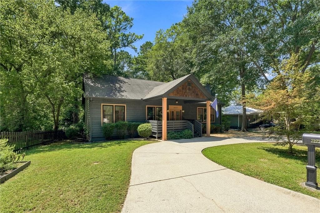 4 bedroom, 4 bathroom, 1,960 sq ft single family residence for rent at 2222 Spink Street, Atlanta, GA 30318 for $4,600 a month — photo 5
