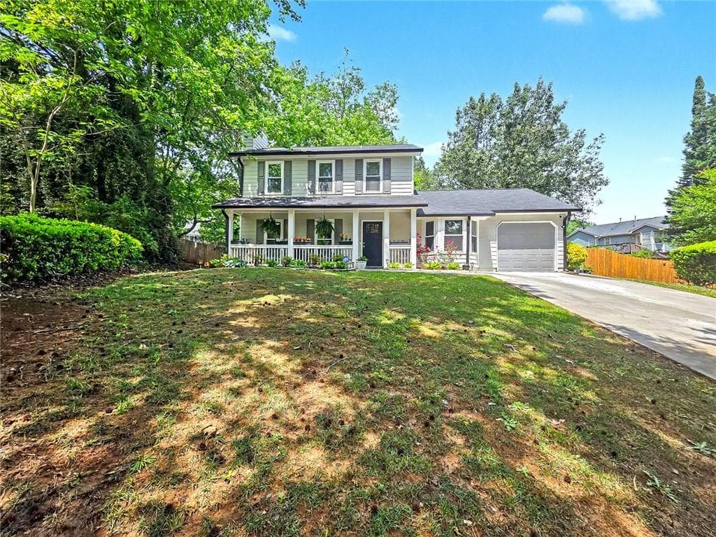 3 bedroom, 3 bathroom, 1,638 sq ft home for sale at 5601 Tunbridge Wells Road, Lithonia, GA