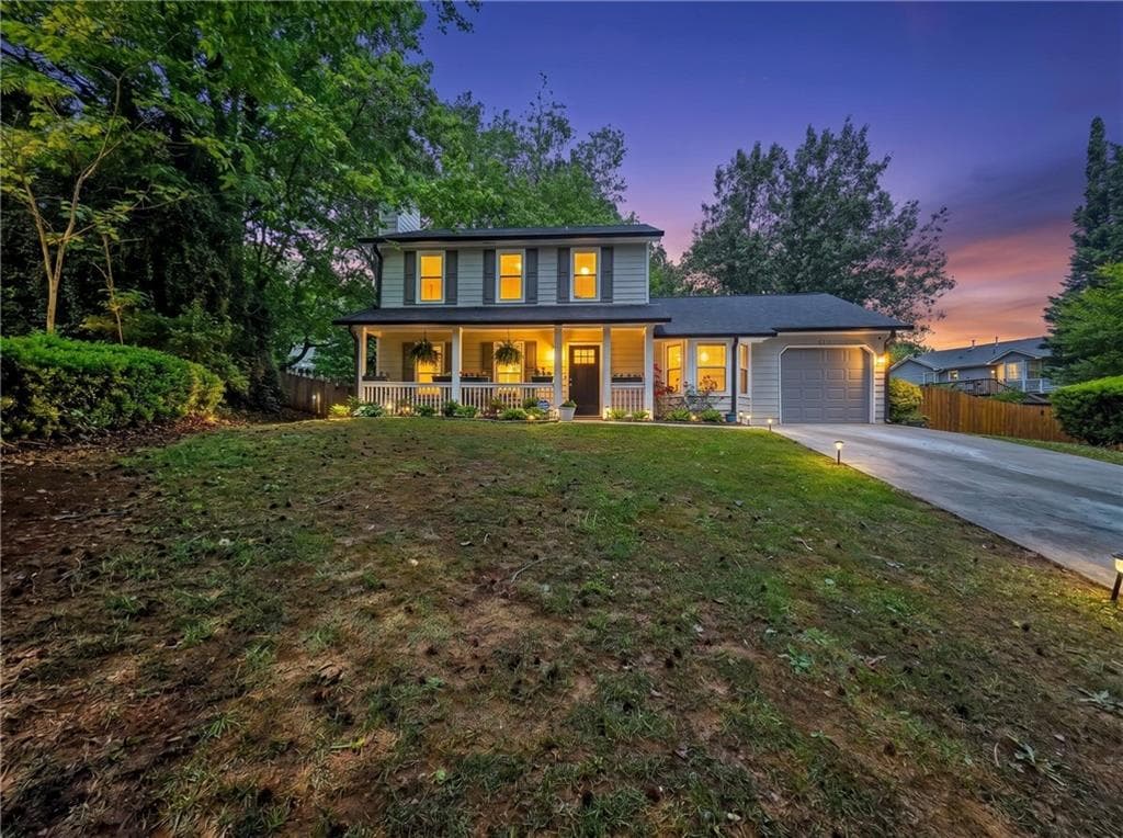 3 bedroom, 3 bathroom, 1,638 sq ft single family residence for sale at 5601 Tunbridge Wells Road, Lithonia, GA 30058 — photo 2