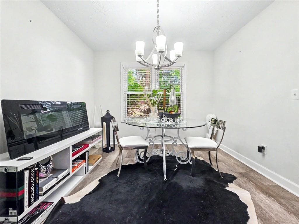 3 bedroom, 3 bathroom, 1,638 sq ft single family residence for sale at 5601 Tunbridge Wells Road, Lithonia, GA 30058 — photo 9