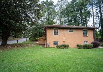 6 bedroom, 3 bathroom, 1,344 sq ft single family residence for sale at 1849 Pinedale Drive, Atlanta, GA 30314 — photo 4