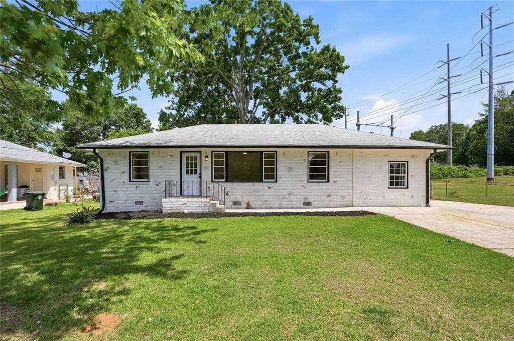 4 bedroom, 2 bathroom, 1,748 sq ft single family residence for sale at 1902 Mural Circle, Morrow, GA 30260 — photo 4