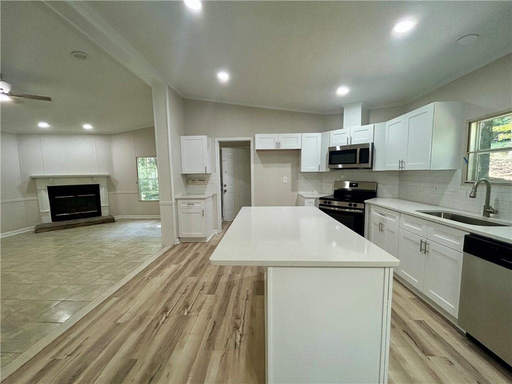 3 bedroom, 2 bathroom, 1,856 sq ft single family residence for sale at 839 Wooten Road, Cleveland, GA 30528 — photo 10