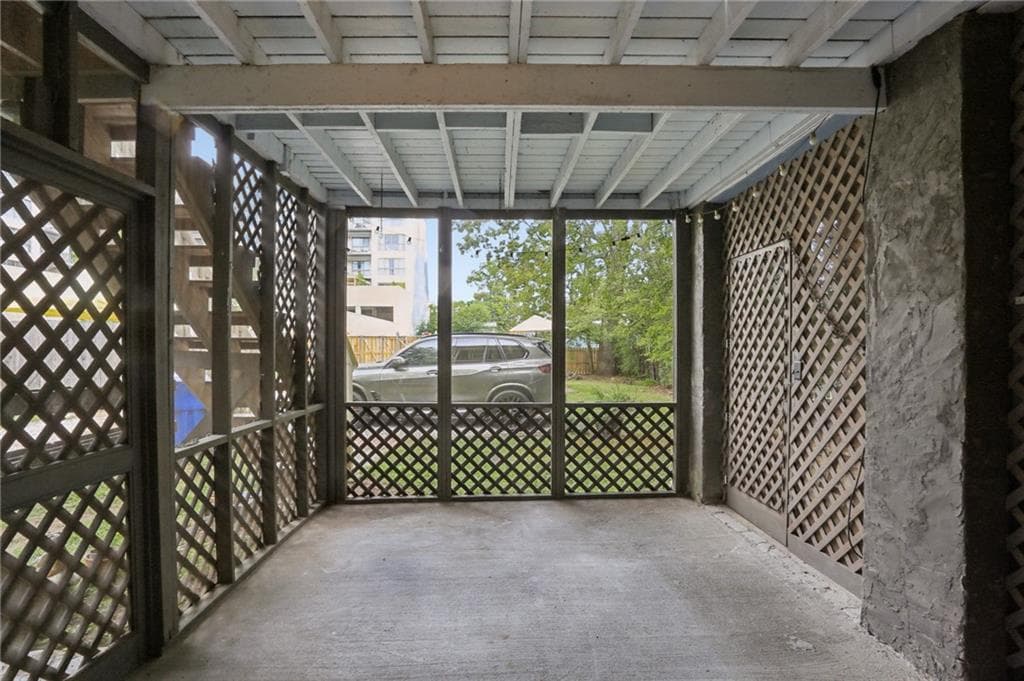 1 bedroom, 1 bathroom duplex for rent at 570 Woodward Avenue B, Atlanta, GA 30312 for $1,690 a month — photo 2