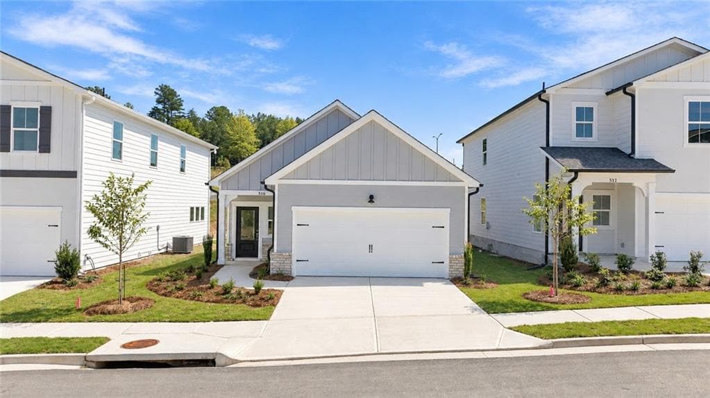 3 bedroom, 2 bathroom, 1,293 sq ft home for sale at 516 Loblolly Lane, Canton, GA