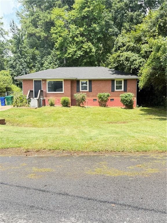 3 bedroom, 2 bathroom, 1,136 sq ft single family residence for sale at 4390 Glenwood Parkway, Decatur, GA 30032