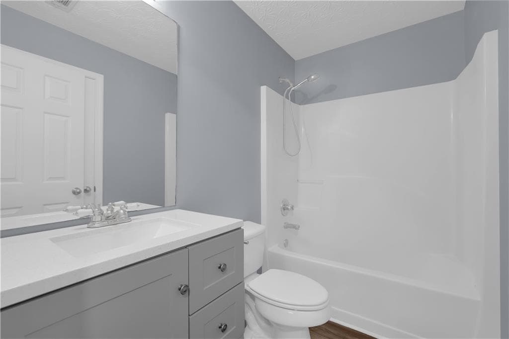 3 bedroom, 3 bathroom, 1,948 sq ft townhouse for sale at 4125 Magnolia Glen Walk 1, Norcross, GA 30093 — photo 10