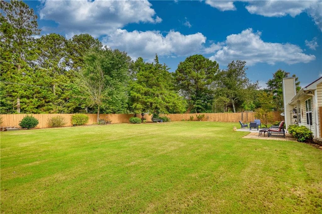 3 bedroom, 2 bathroom, 1,850 sq ft single family residence for sale at 1038 Orchard Circle, Monroe, GA 30656 — photo 6