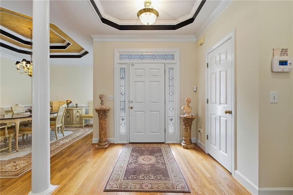 4 bedroom, 4 bathroom, 2,716 sq ft single family residence for sale at 2371 Wood Creek Court, Dacula, GA 30019 — photo 3