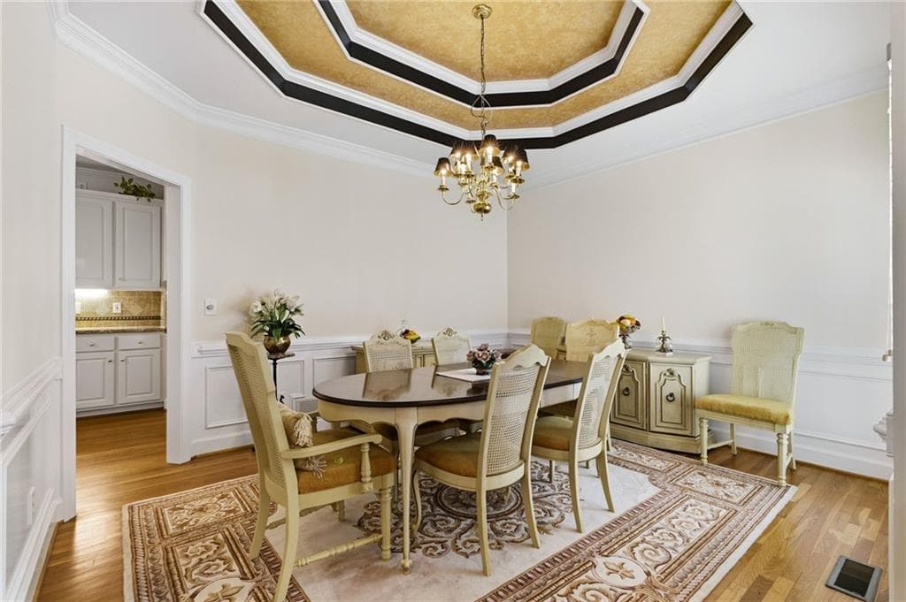 4 bedroom, 4 bathroom, 2,716 sq ft single family residence for sale at 2371 Wood Creek Court, Dacula, GA 30019 — photo 4