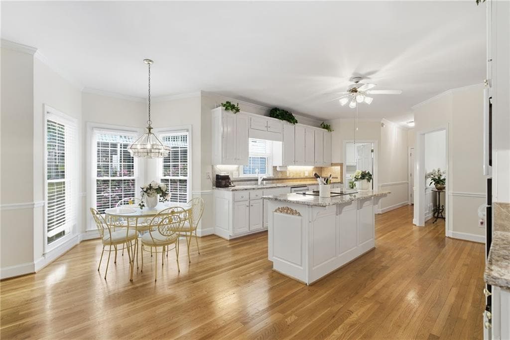 4 bedroom, 4 bathroom, 2,716 sq ft single family residence for sale at 2371 Wood Creek Court, Dacula, GA 30019 — photo 10