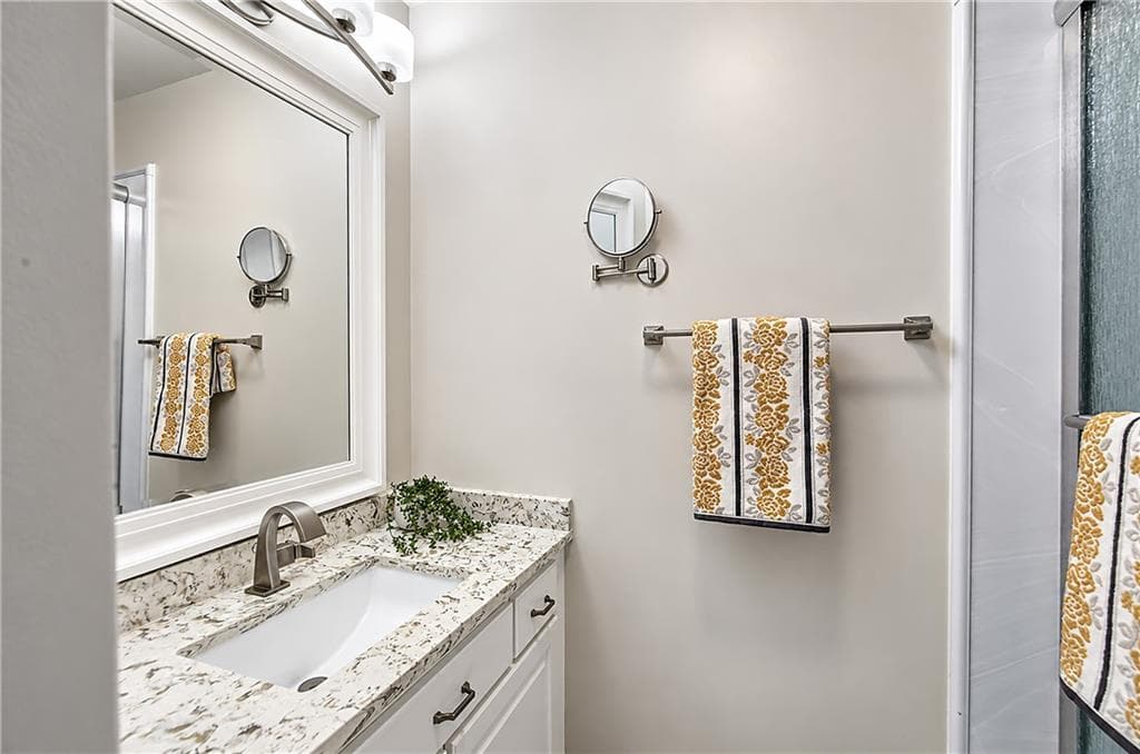 3 bedroom, 2 bathroom, 1,911 sq ft single family residence for sale at 161 Sumter Drive, Marietta, GA 30066 — photo 9
