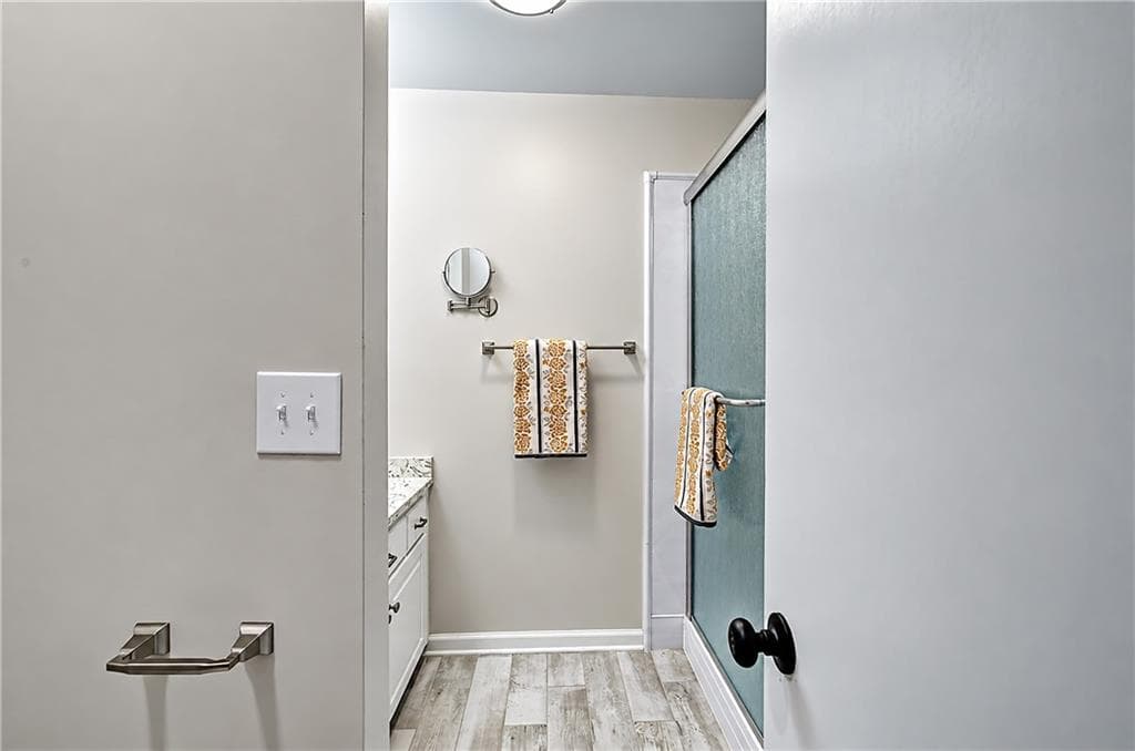 3 bedroom, 2 bathroom, 1,911 sq ft single family residence for sale at 161 Sumter Drive, Marietta, GA 30066 — photo 10