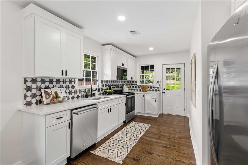 3 bedroom, 2 bathroom, 1,700 sq ft single family residence for rent at 74 Chappell Road, Atlanta, GA 30314 for $1,900 a month — photo 10