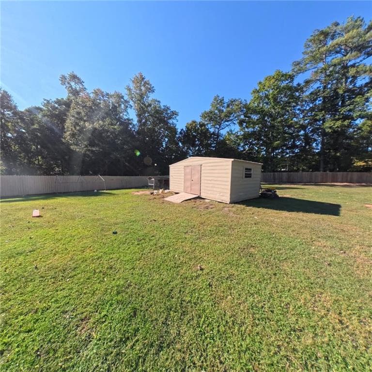3 bedroom, 3 bathroom, 1 sq ft single family residence for rent at 3020 raymonds Drive, Loganville, GA 30052 for $2,700 a month — photo 5