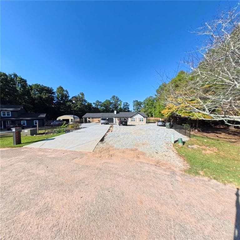 3 bedroom, 3 bathroom, 1 sq ft single family residence for rent at 3020 raymonds Drive, Loganville, GA 30052 for $2,700 a month — photo 8