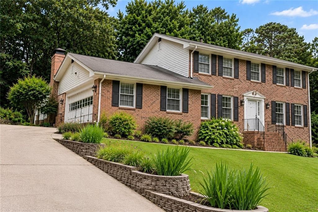 4 bedroom, 4 bathroom, 3,478 sq ft home for sale at 1683 Oak Ridge Circle, Stone Mountain, GA