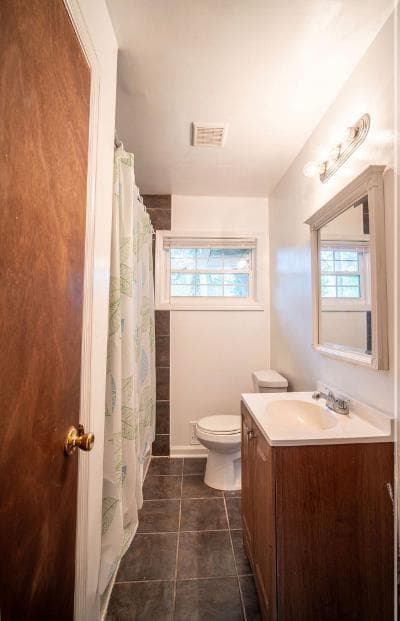 6 bedroom, 3 bathroom, 1,344 sq ft single family residence for sale at 1849 Pinedale Drive, Atlanta, GA 30314 — photo 9