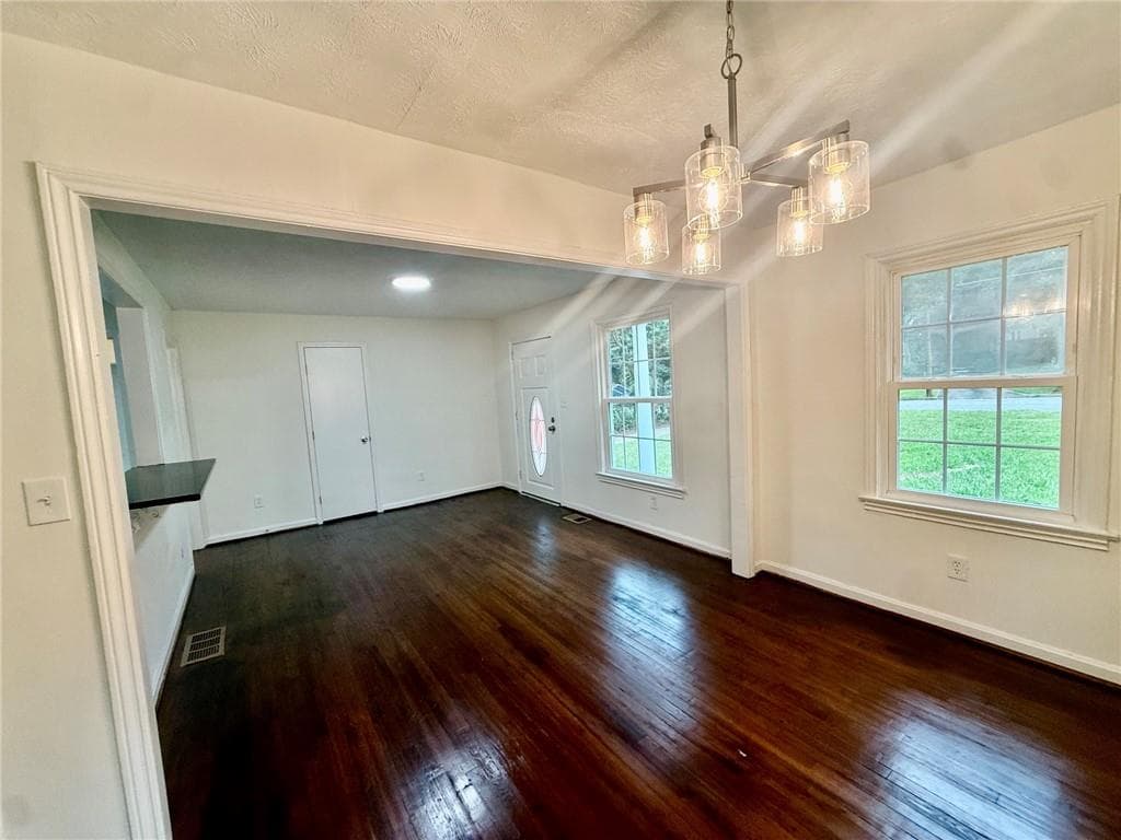 2 bedroom, 2 bathroom, 912 sq ft single family residence for sale at 1708 Jobeth Avenue, Atlanta, GA 30316 — photo 3