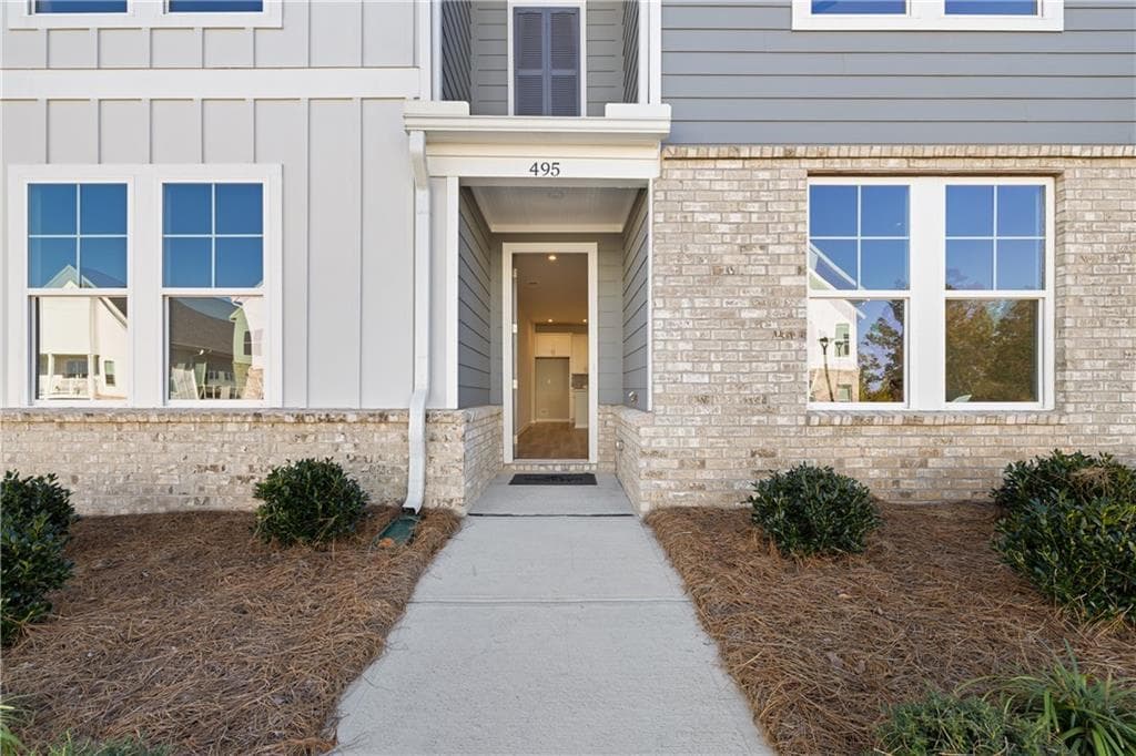 3 bedroom, 3 bathroom, 1,764 sq ft townhouse for sale at 123 Park Ridge Circle, Emerson, GA 30137 — photo 2