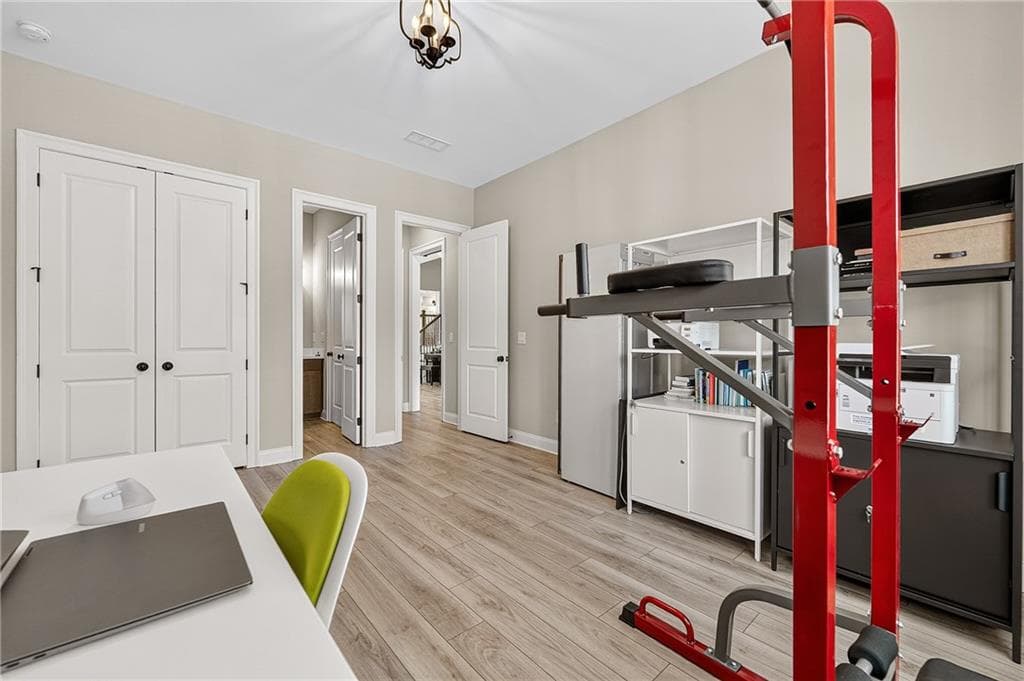 7 bedroom, 5 bathroom, 4,610 sq ft single family residence for sale at 6585 Creekview Circle, Johns Creek, GA 30097 — photo 8