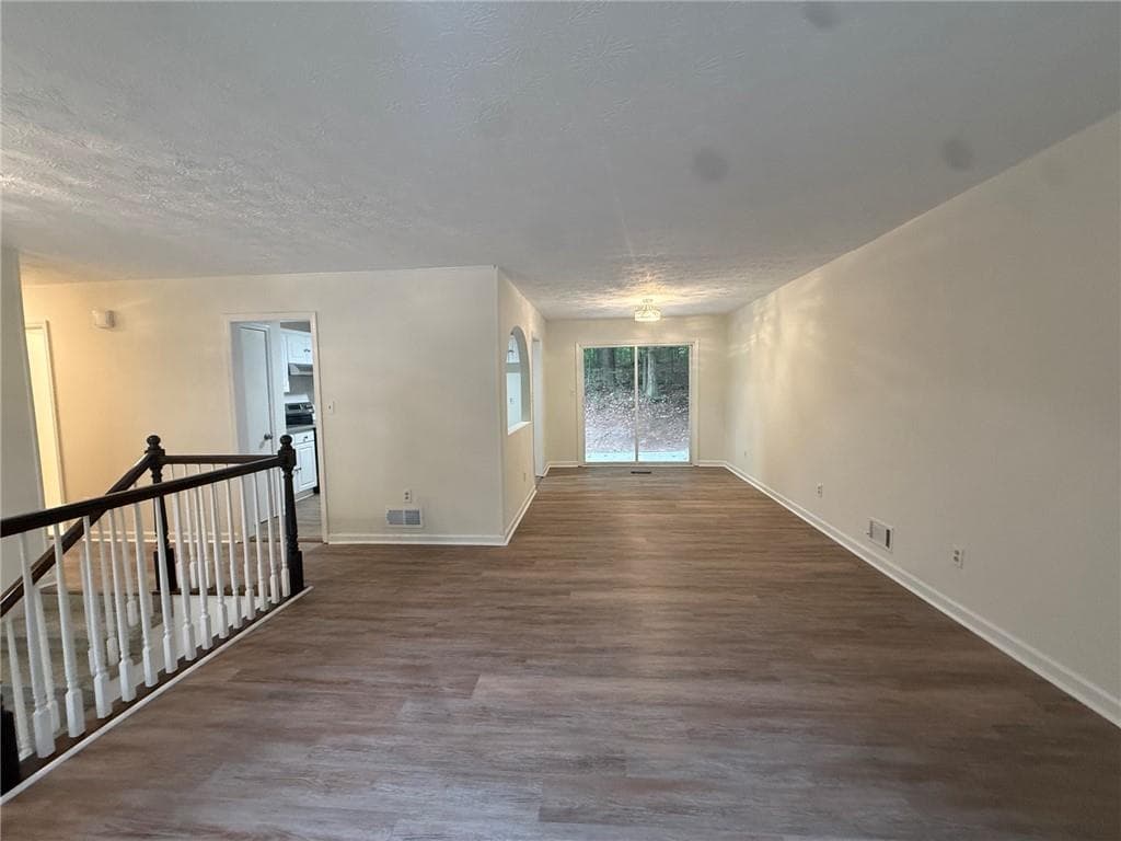 5 bedroom, 3 bathroom, 2,452 sq ft single family residence for sale at 5959 Simone Drive, Stone Mountain, GA 30087 — photo 7