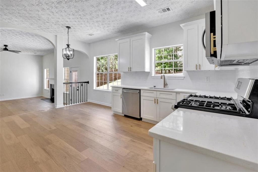 4 bedroom, 3 bathroom, 3,014 sq ft single family residence for sale at 2381 Watson Fain Trail, Loganville, GA 30052 — photo 8