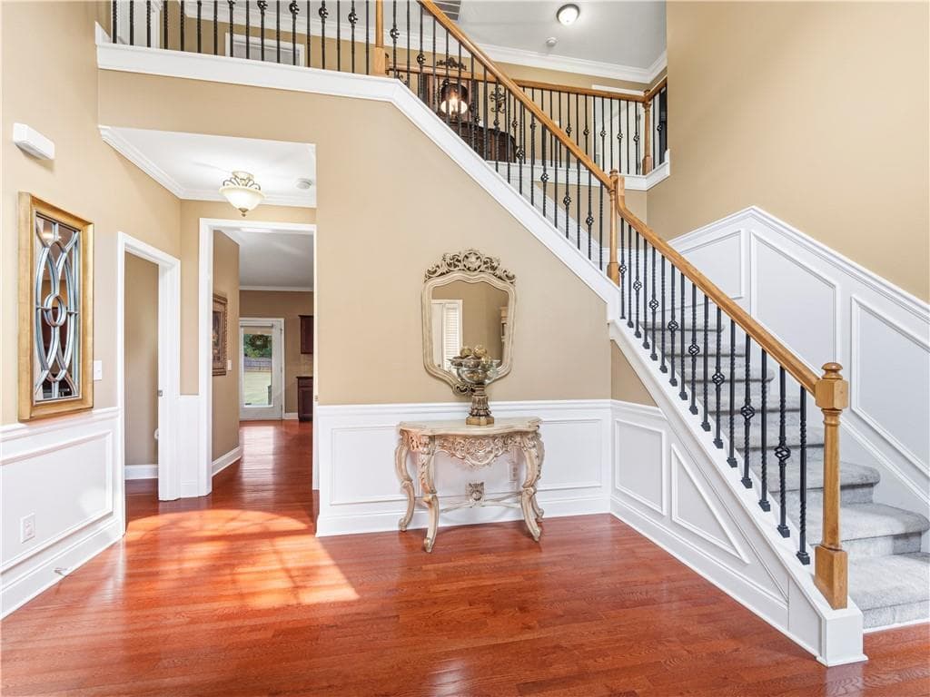 4 bedroom, 3 bathroom, 3,550 sq ft single family residence for sale at 5727 Pleasant Woods Drive, Flowery Branch, GA 30542 — photo 8