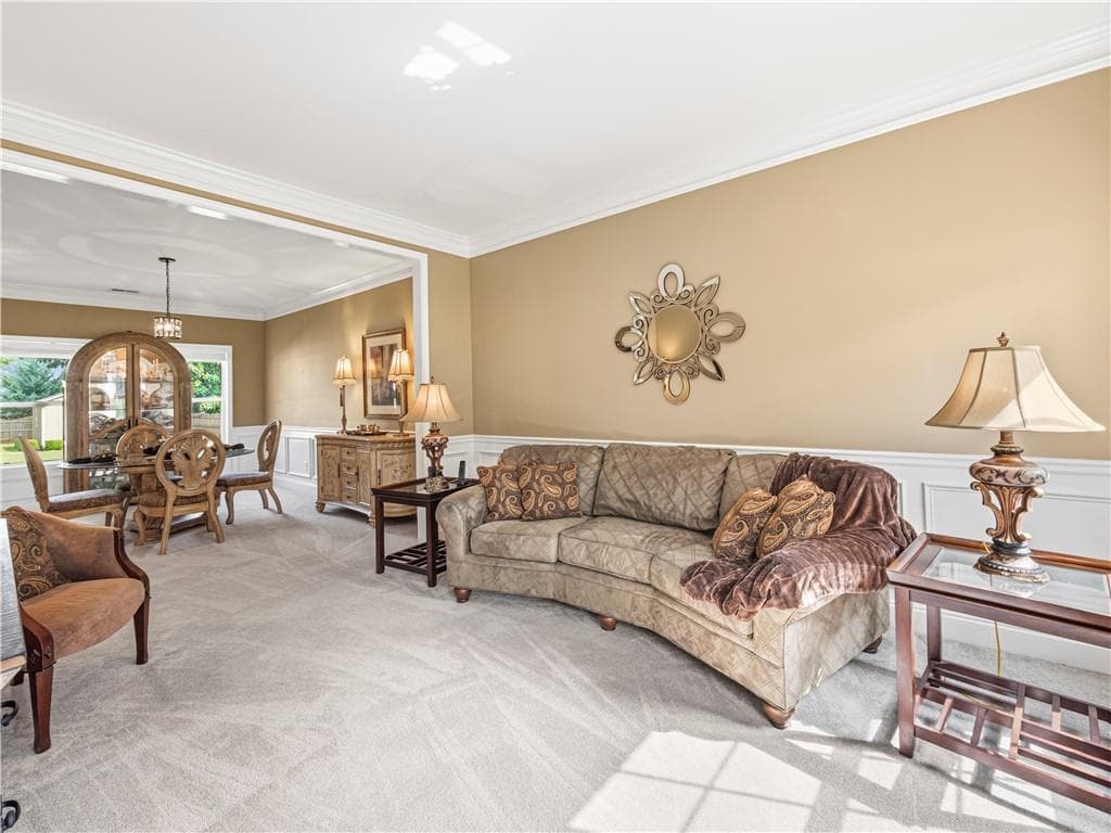 4 bedroom, 3 bathroom, 3,550 sq ft single family residence for sale at 5727 Pleasant Woods Drive, Flowery Branch, GA 30542 — photo 10