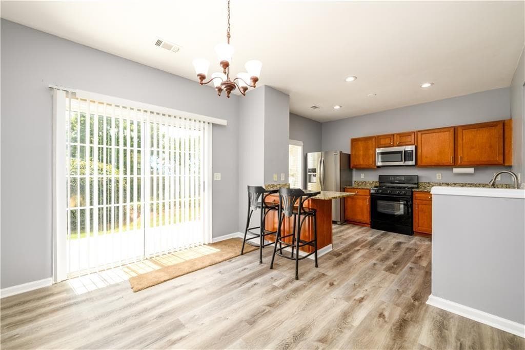 3 bedroom, 3 bathroom, 1,386 sq ft townhouse for rent at 1044 Prestwyck Court, Alpharetta, GA 30004 for $2,325 a month — photo 9