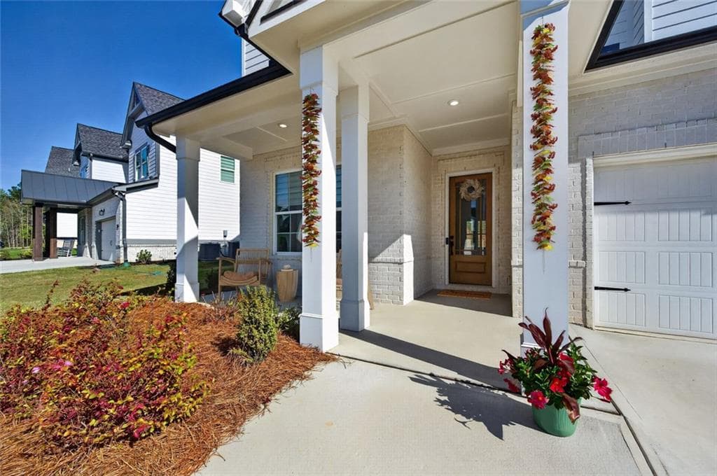 5 bedroom, 4 bathroom, 3,415 sq ft single family residence for sale at 5014 Baywood Lane, Woodstock, GA 30188 — photo 2