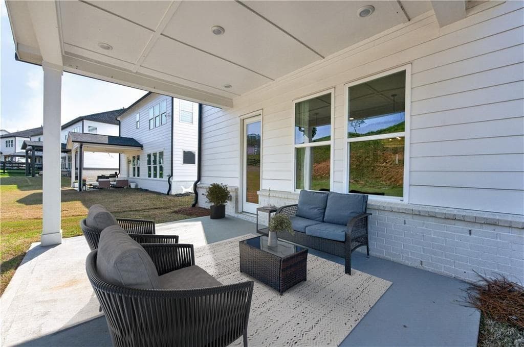 5 bedroom, 4 bathroom, 3,415 sq ft single family residence for sale at 5014 Baywood Lane, Woodstock, GA 30188 — photo 8